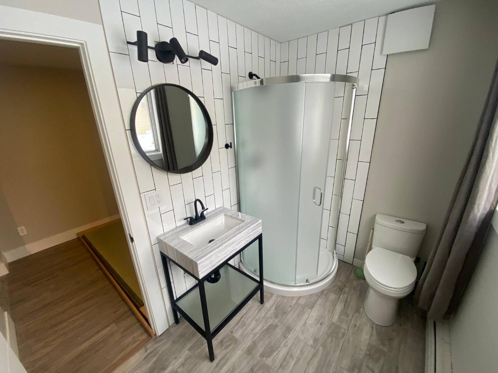 Newly Renovated 1br1ba With Asian Style Tea Room