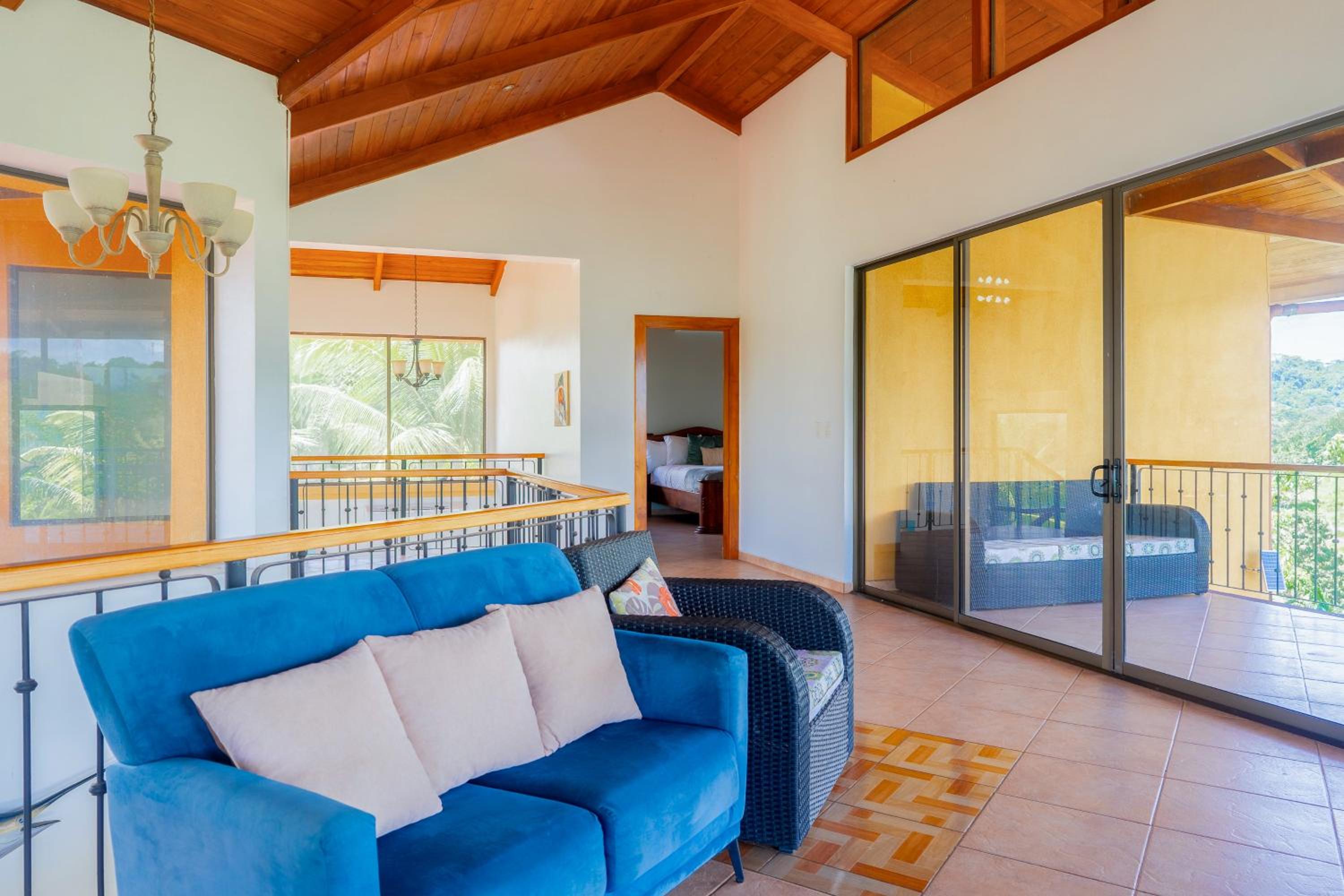 Casa Wow