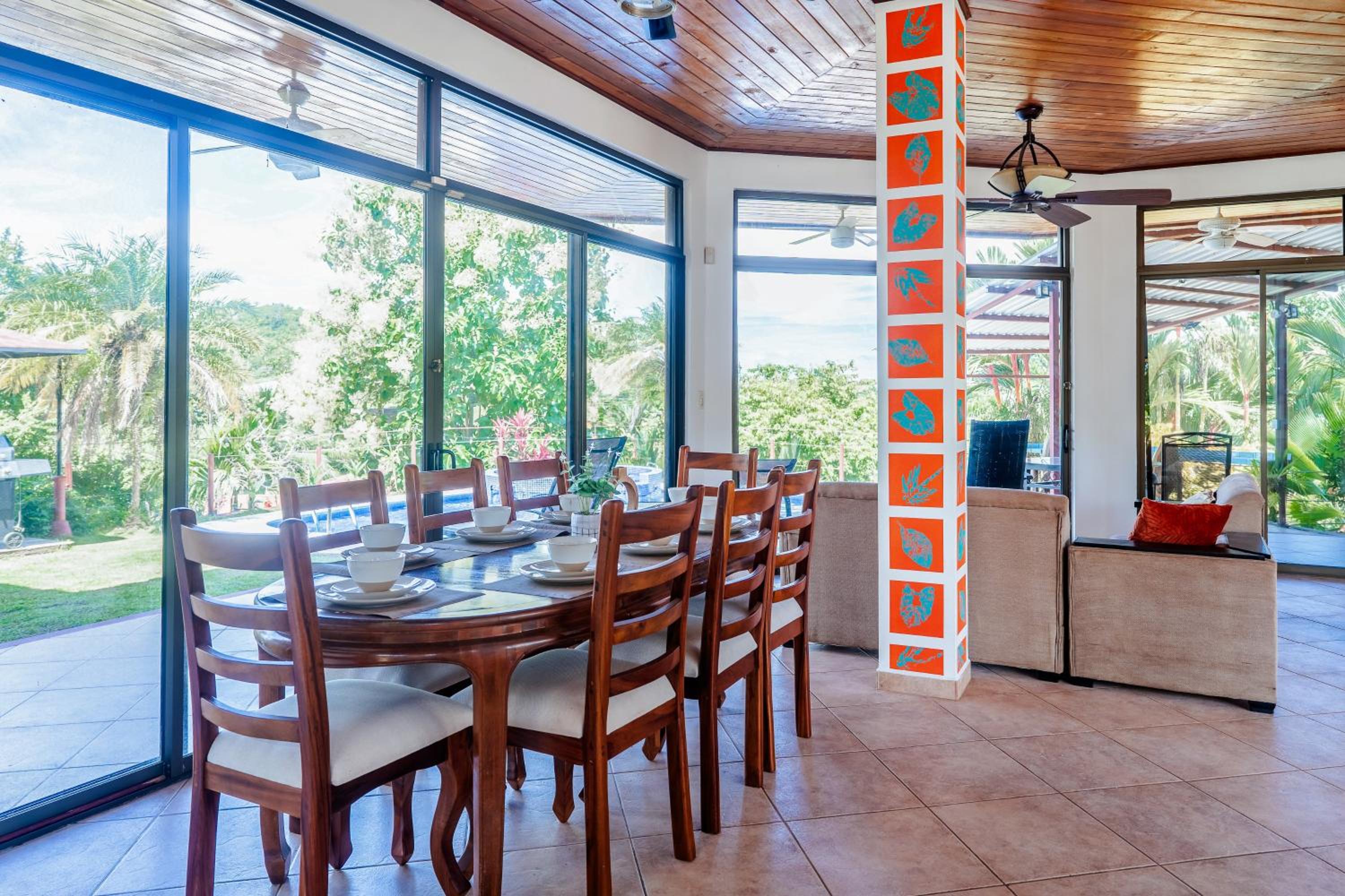 Casa Wow