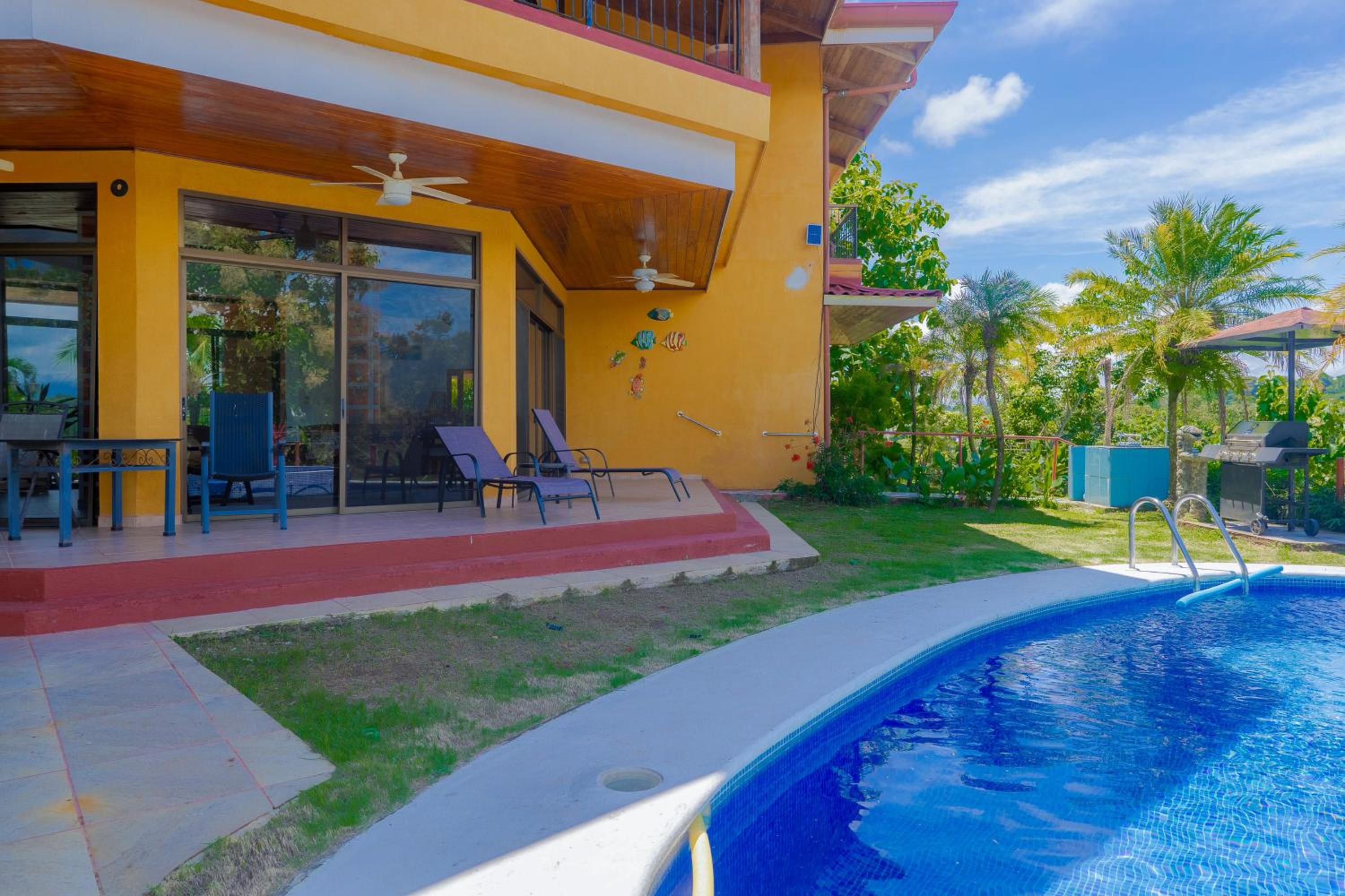 Casa Wow