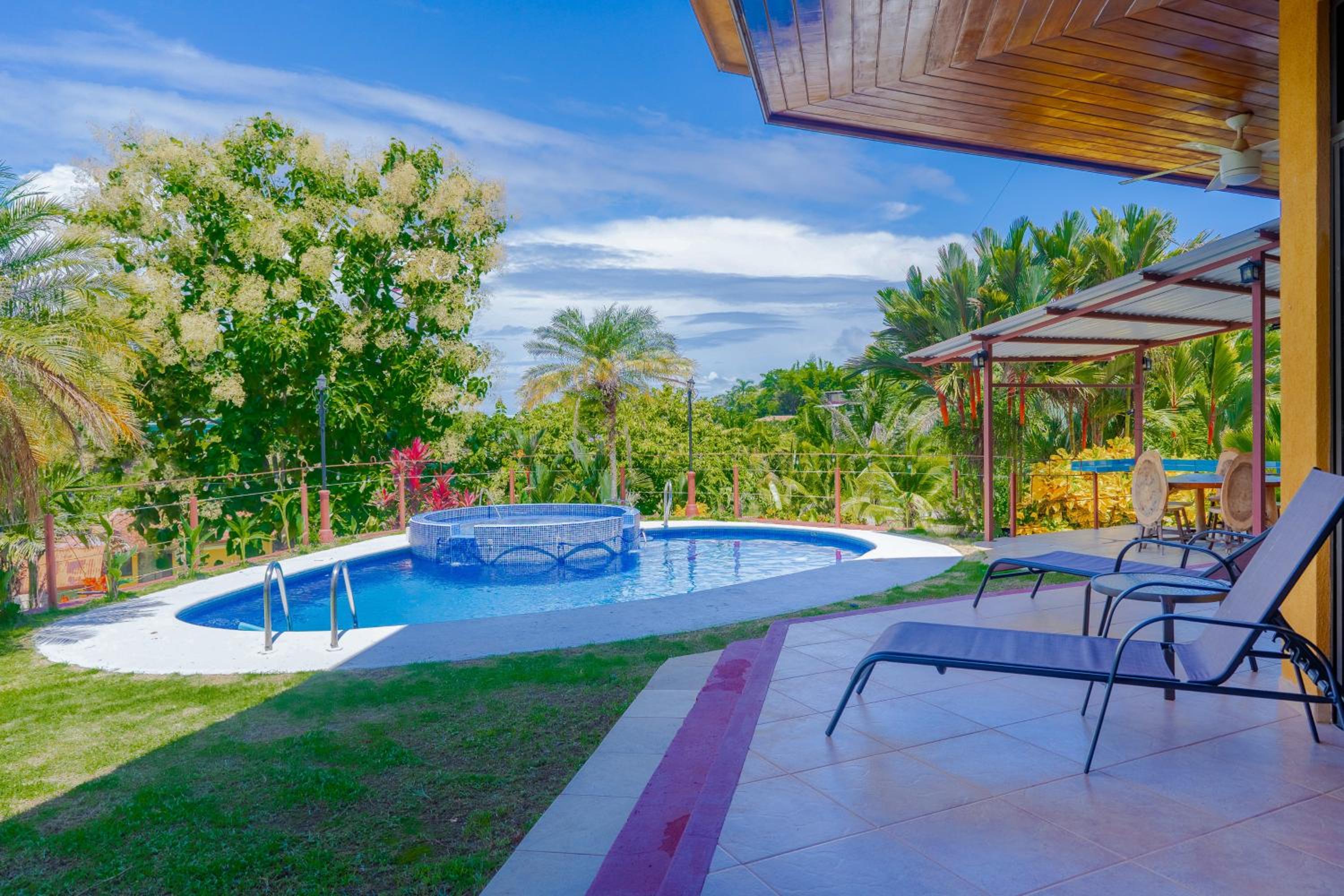 Casa Wow