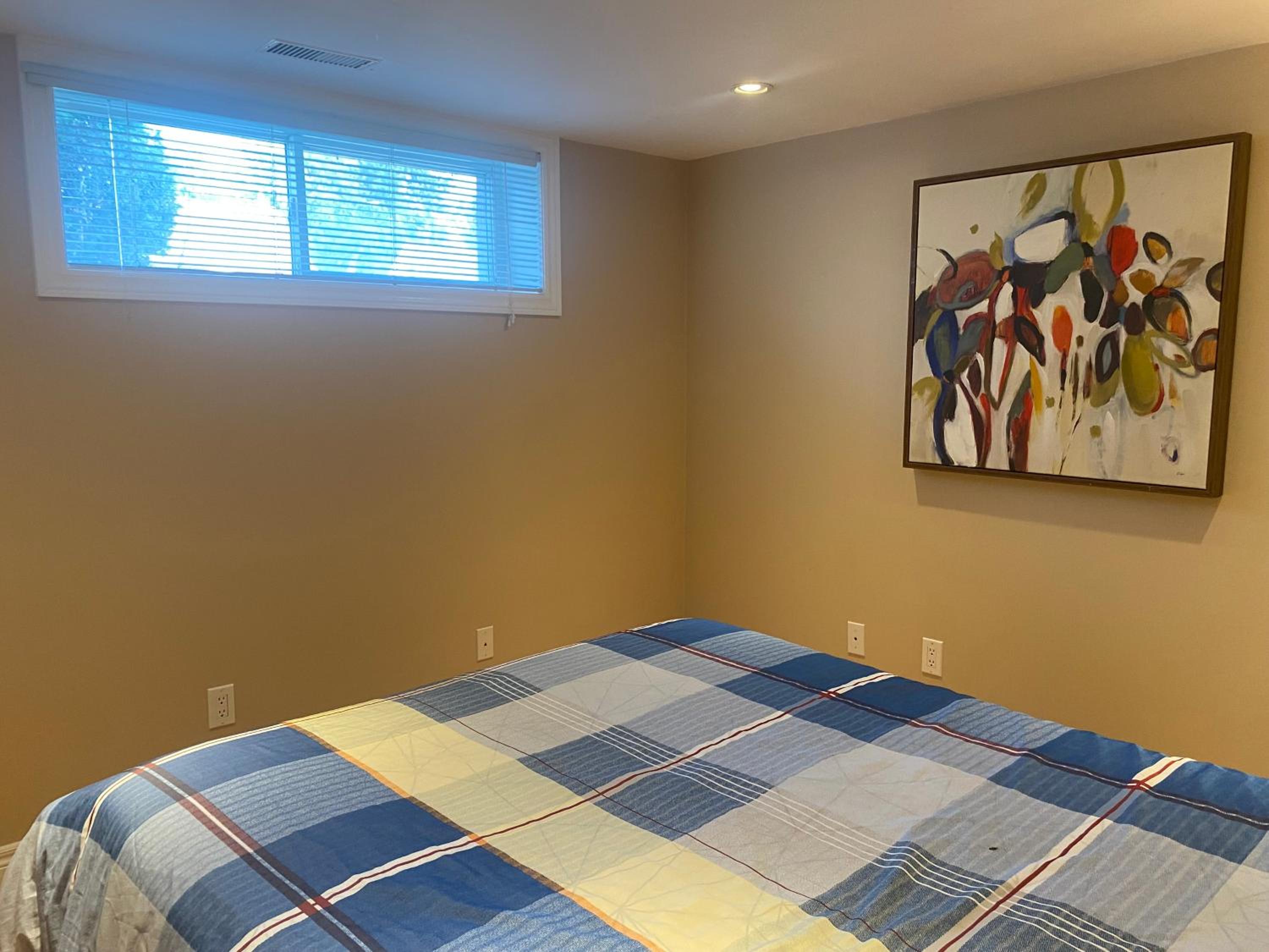 Nice Bedrooms in North York, Ontario