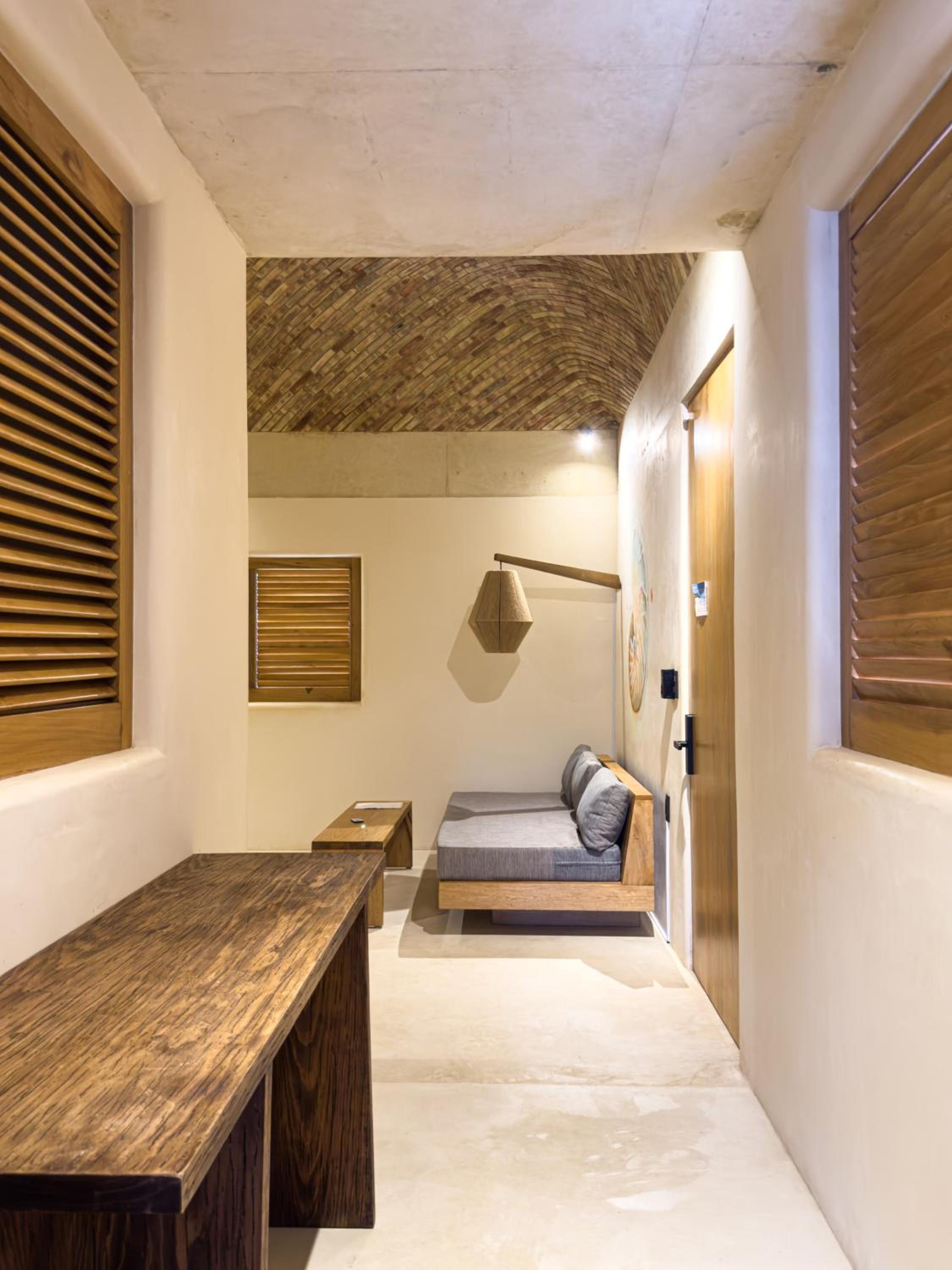 Casa Borka LUXURY FULLY FURNISHED BEACH CONDOS WITH POOL