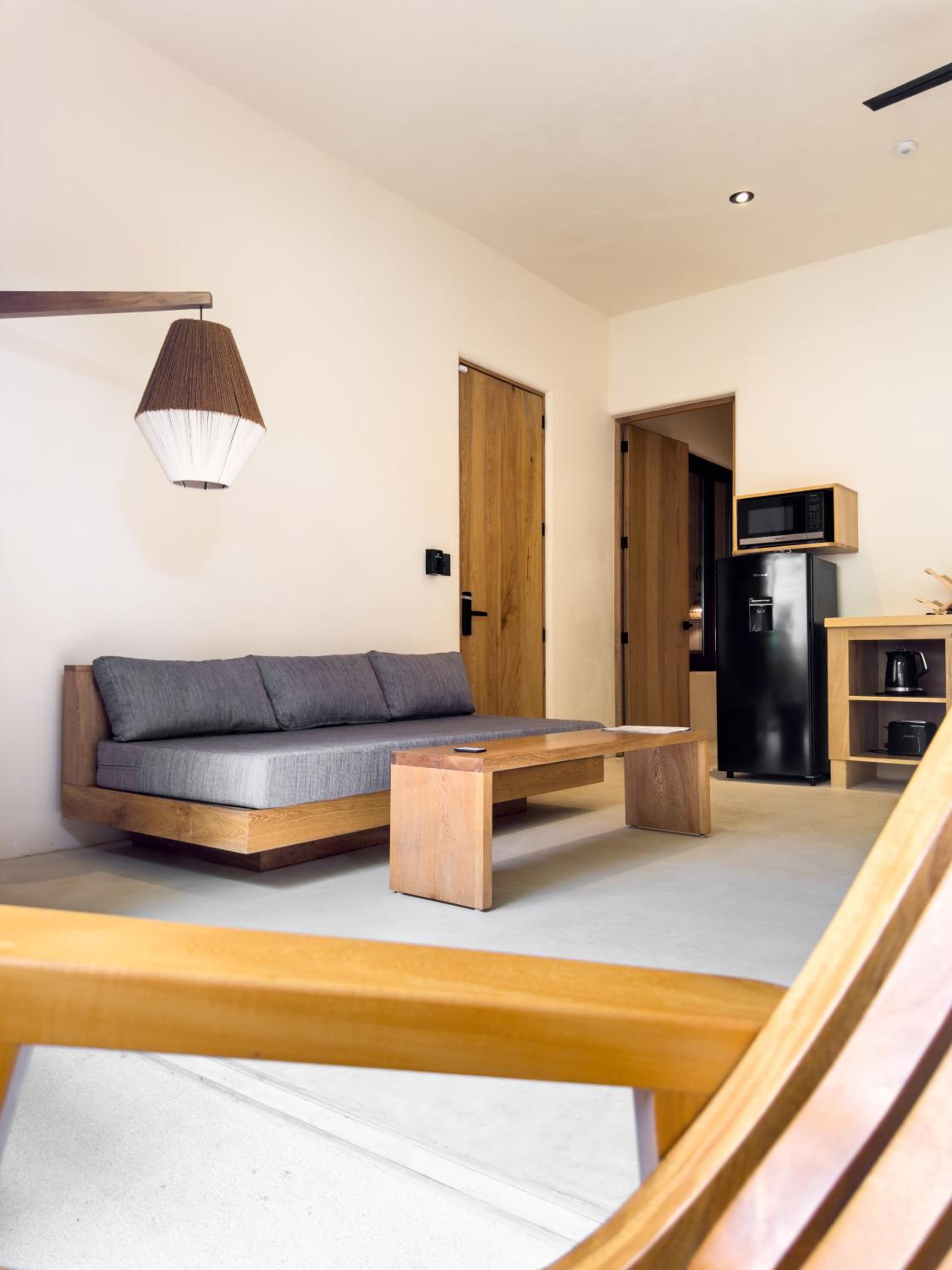 Casa Borka LUXURY FULLY FURNISHED BEACH CONDOS WITH POOL