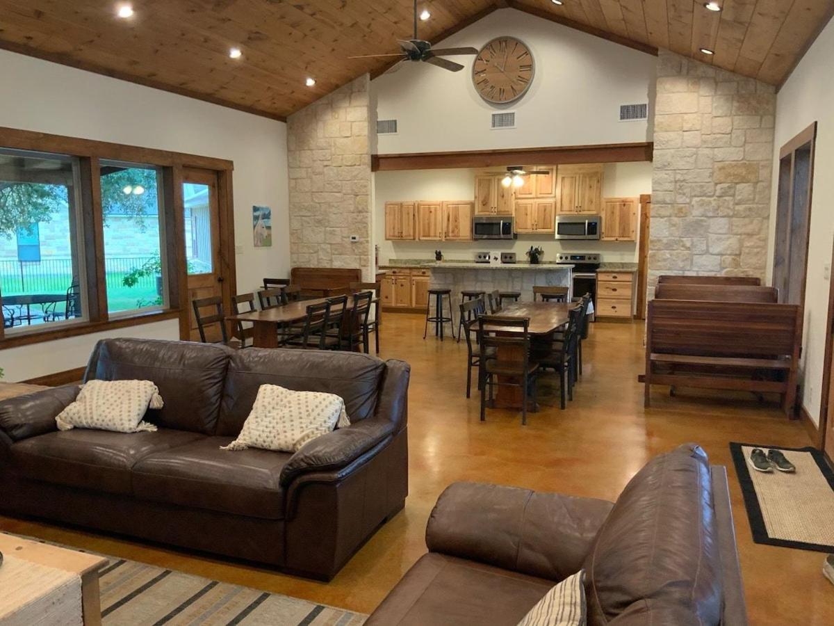 Double L River House view 4
