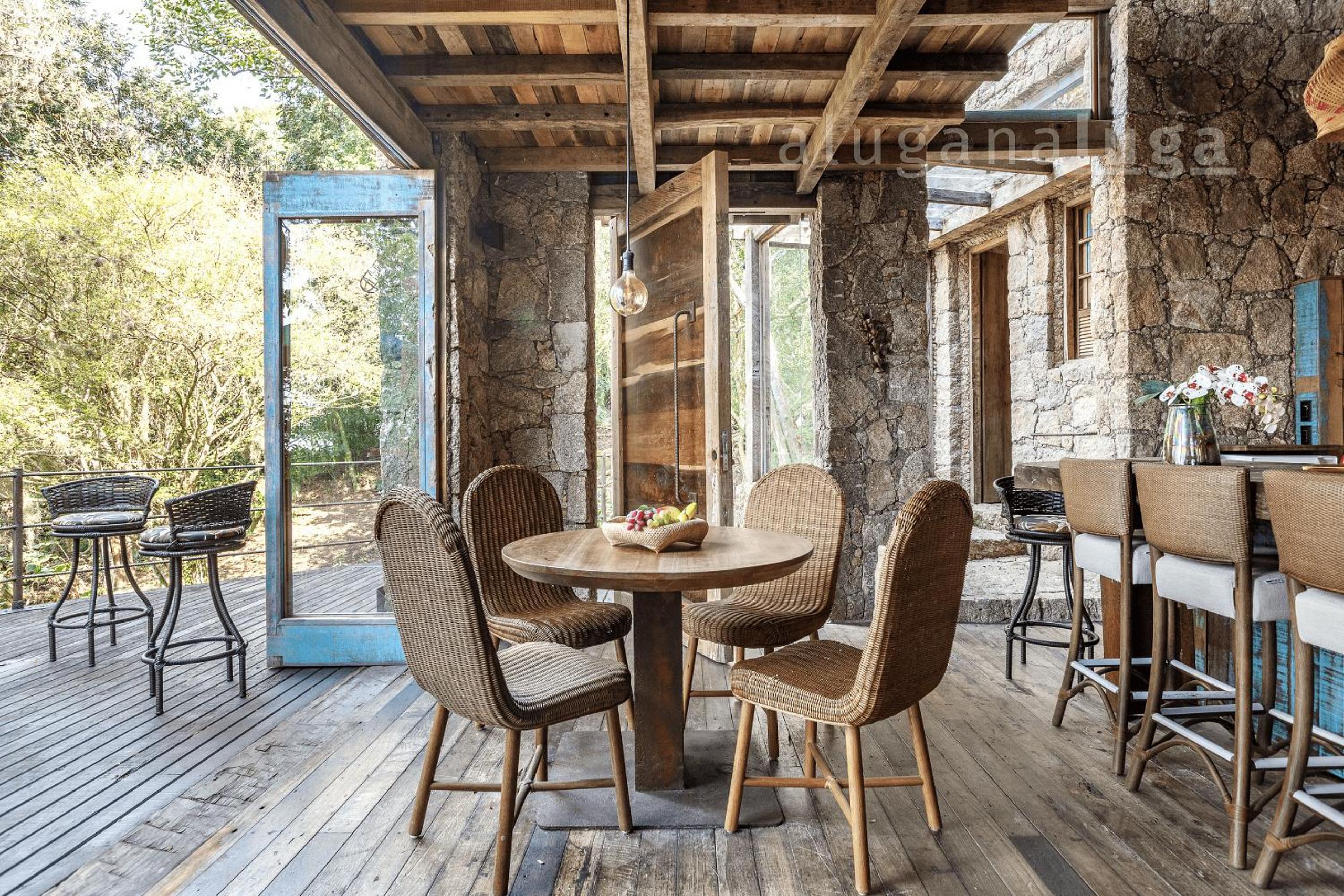 Stone House - Casa incrível na Costa da Lagoa