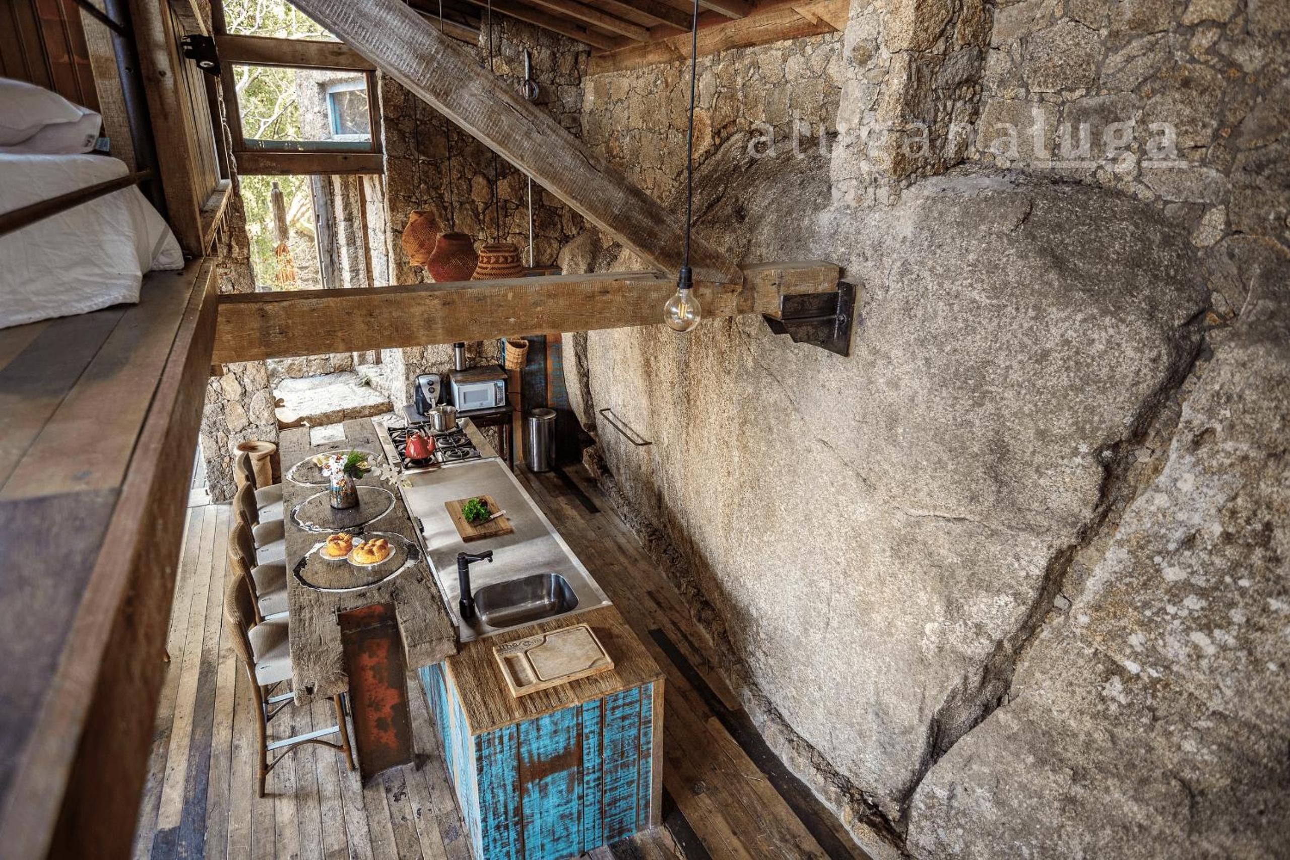 Stone House - Casa incrível na Costa da Lagoa