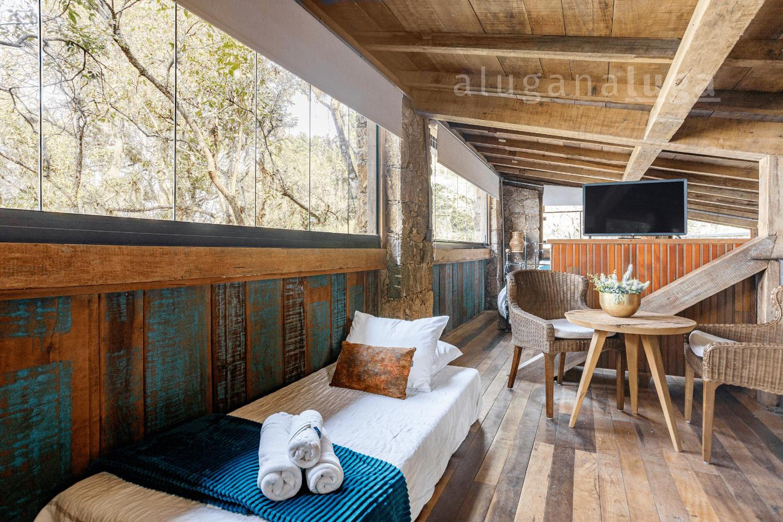 Stone House - Casa incrível na Costa da Lagoa