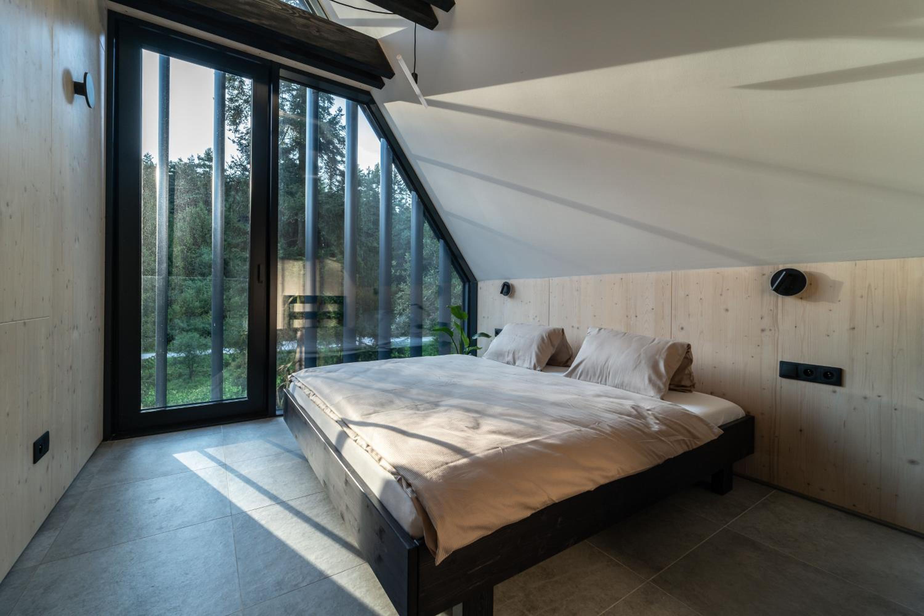 Pine Chalet - sauna & jacuzzi view 2