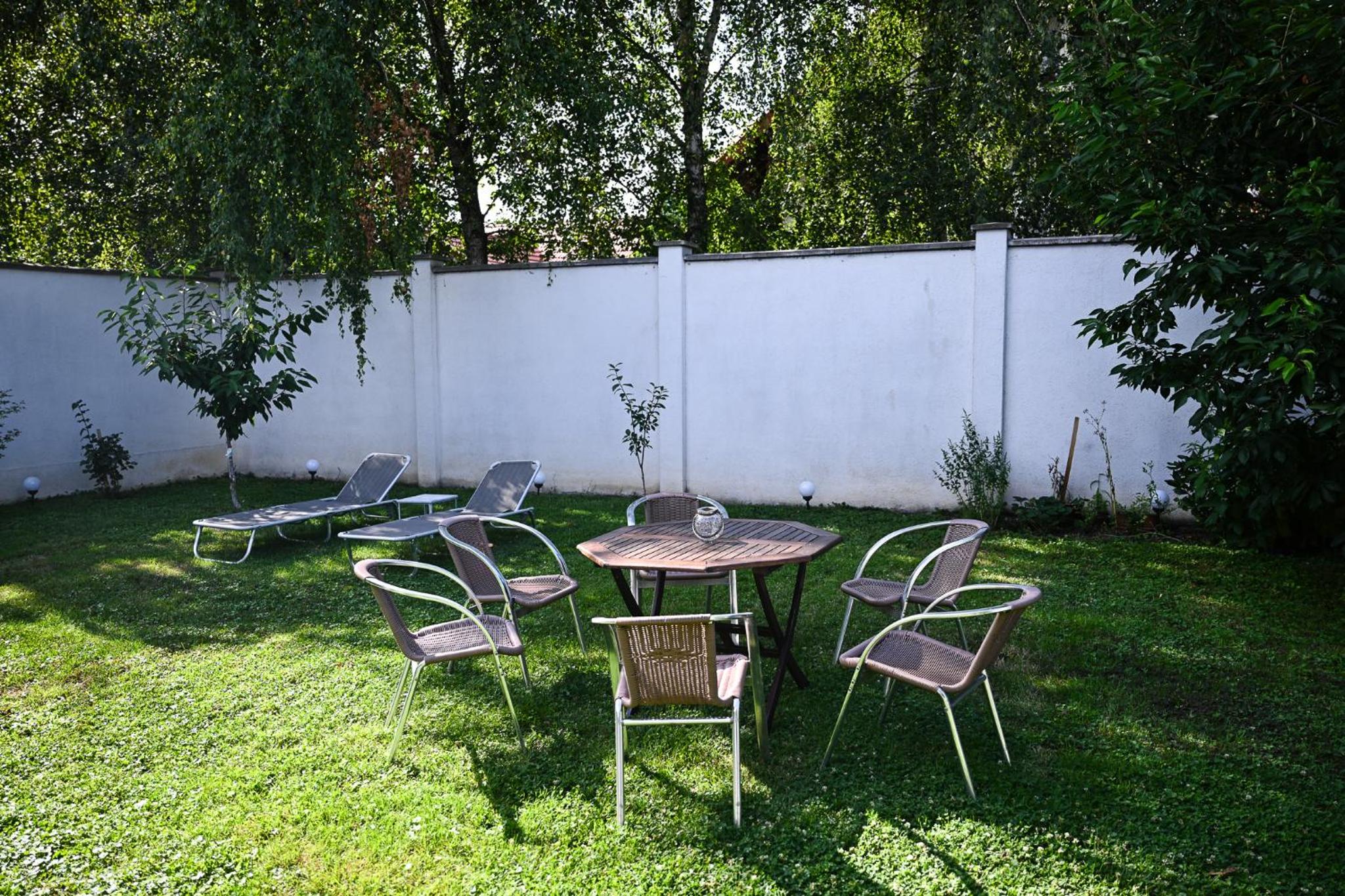 Koryne Apartment