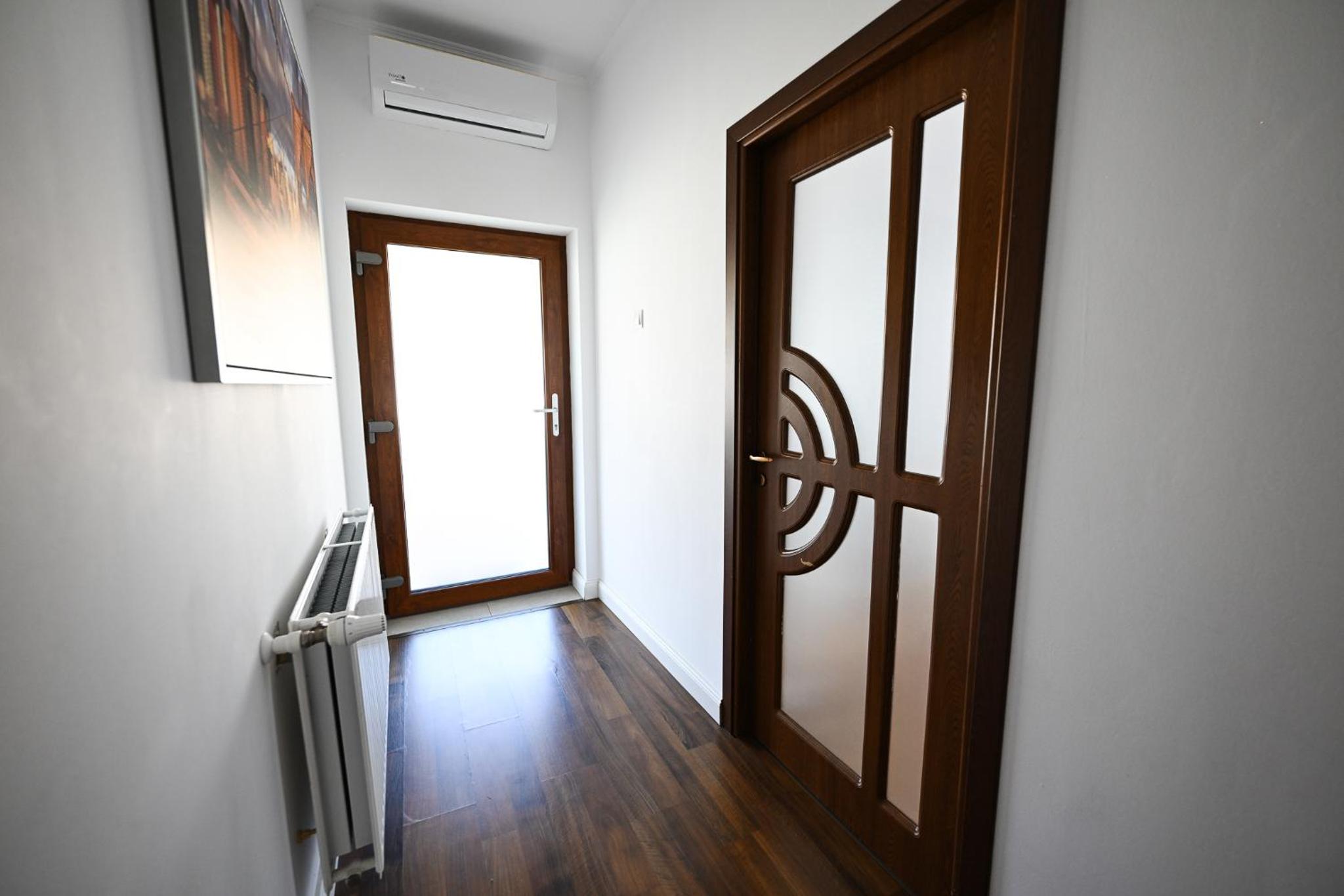Koryne Apartment