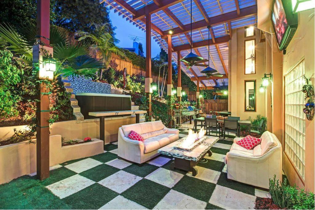 lounge