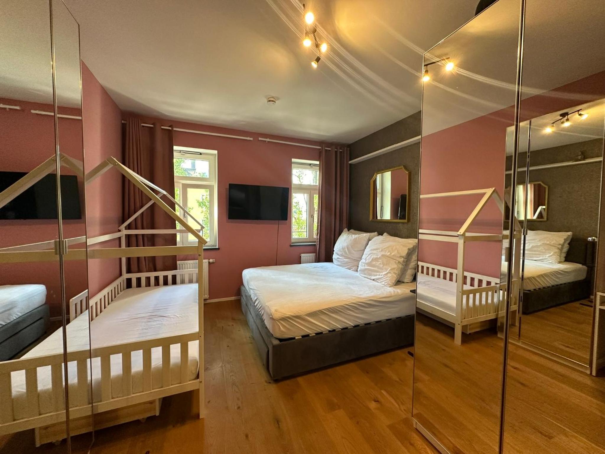 5 min walk from the Oktoberfest - Entire Apartment