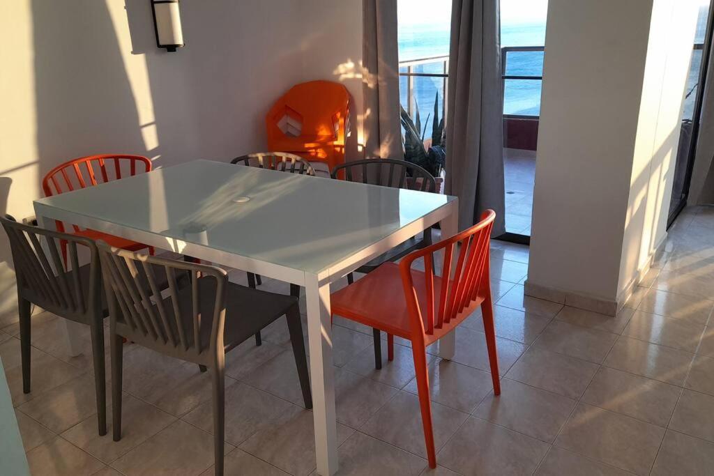 Apartamento con hermosa vista al mar
