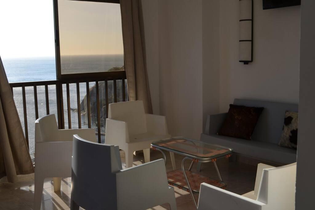 Apartamento con hermosa vista al mar