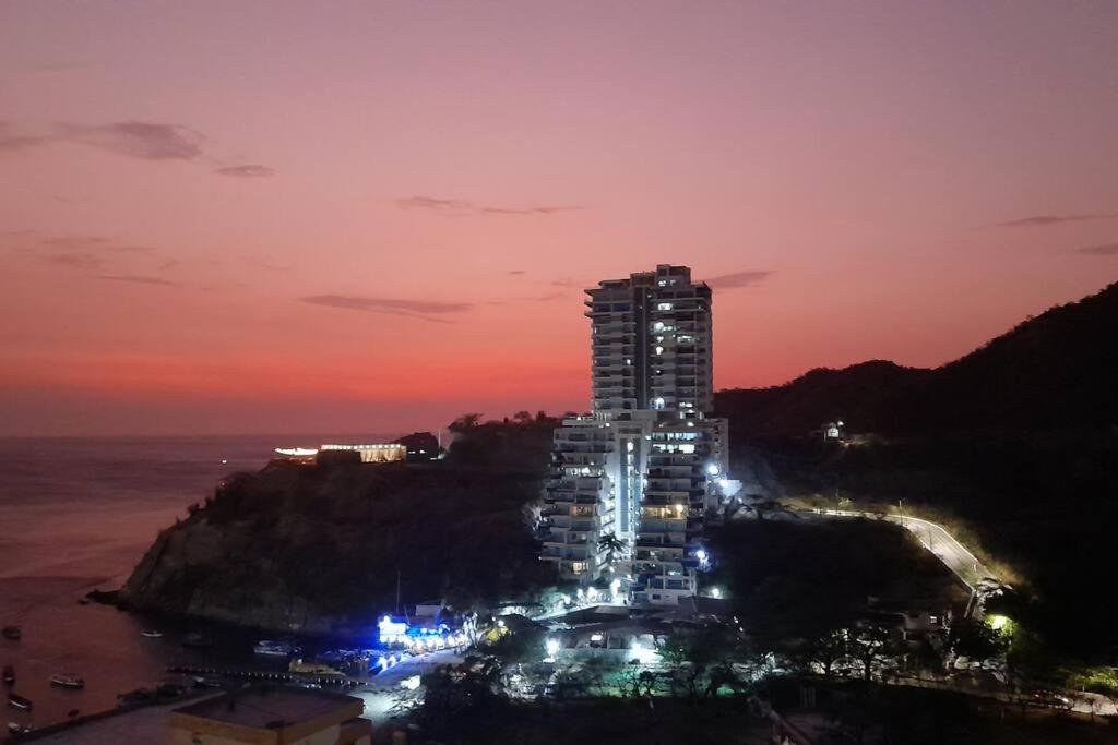 Apartamento con hermosa vista al mar