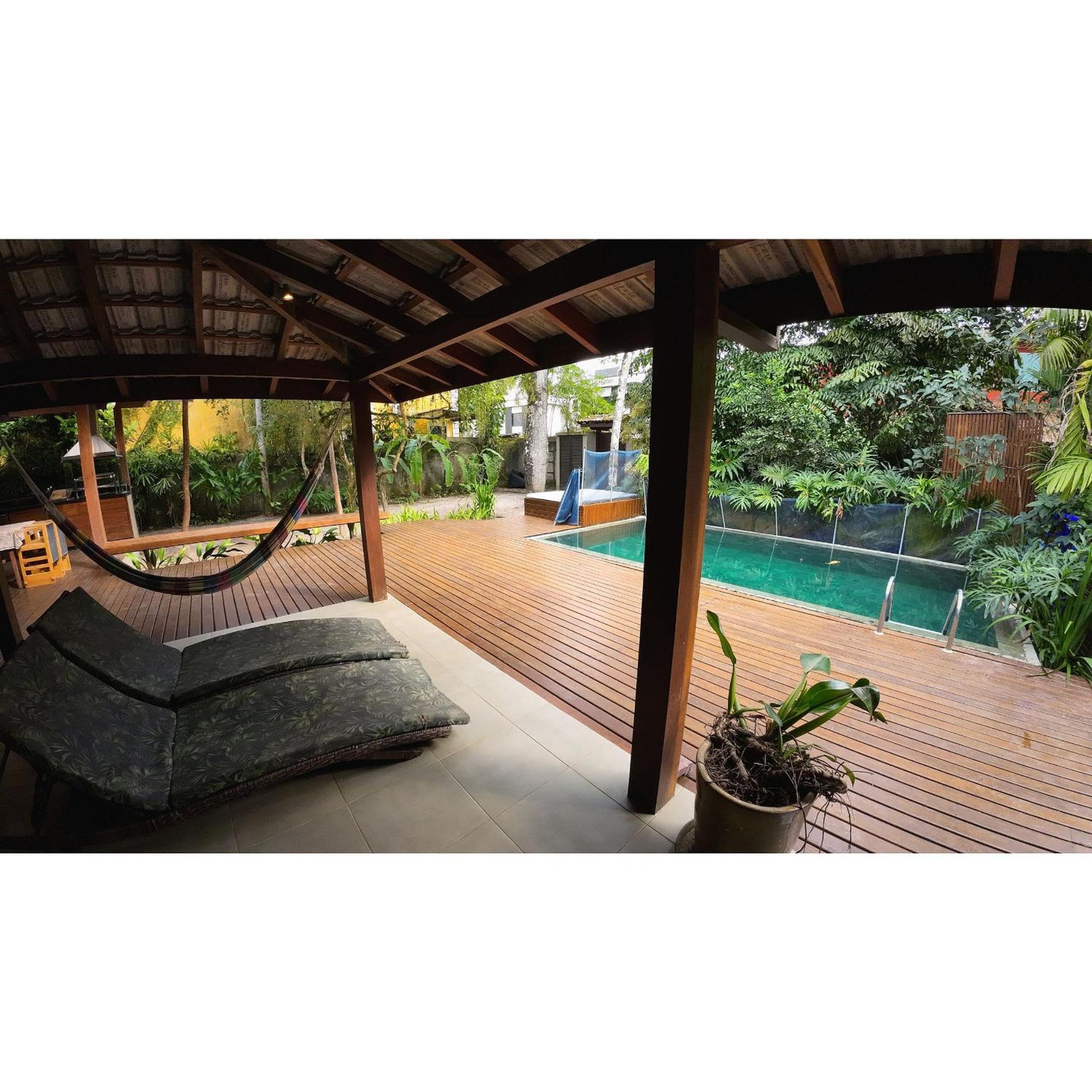 Shark House - heated pool - Camburi Beach