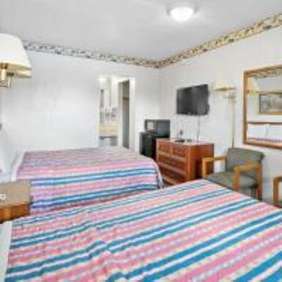 Friendship Inn Hotel view 3