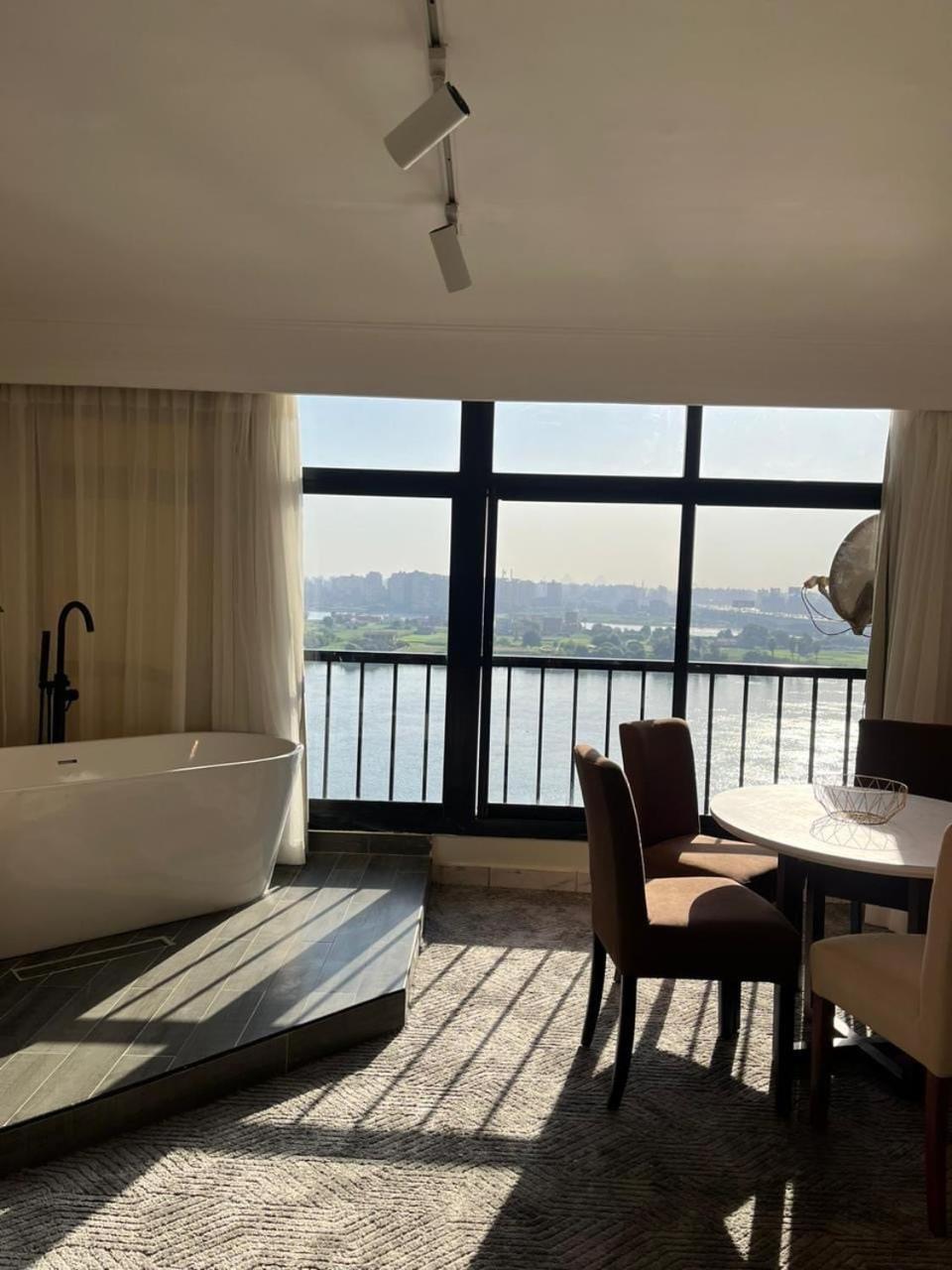 Queen of Nile view