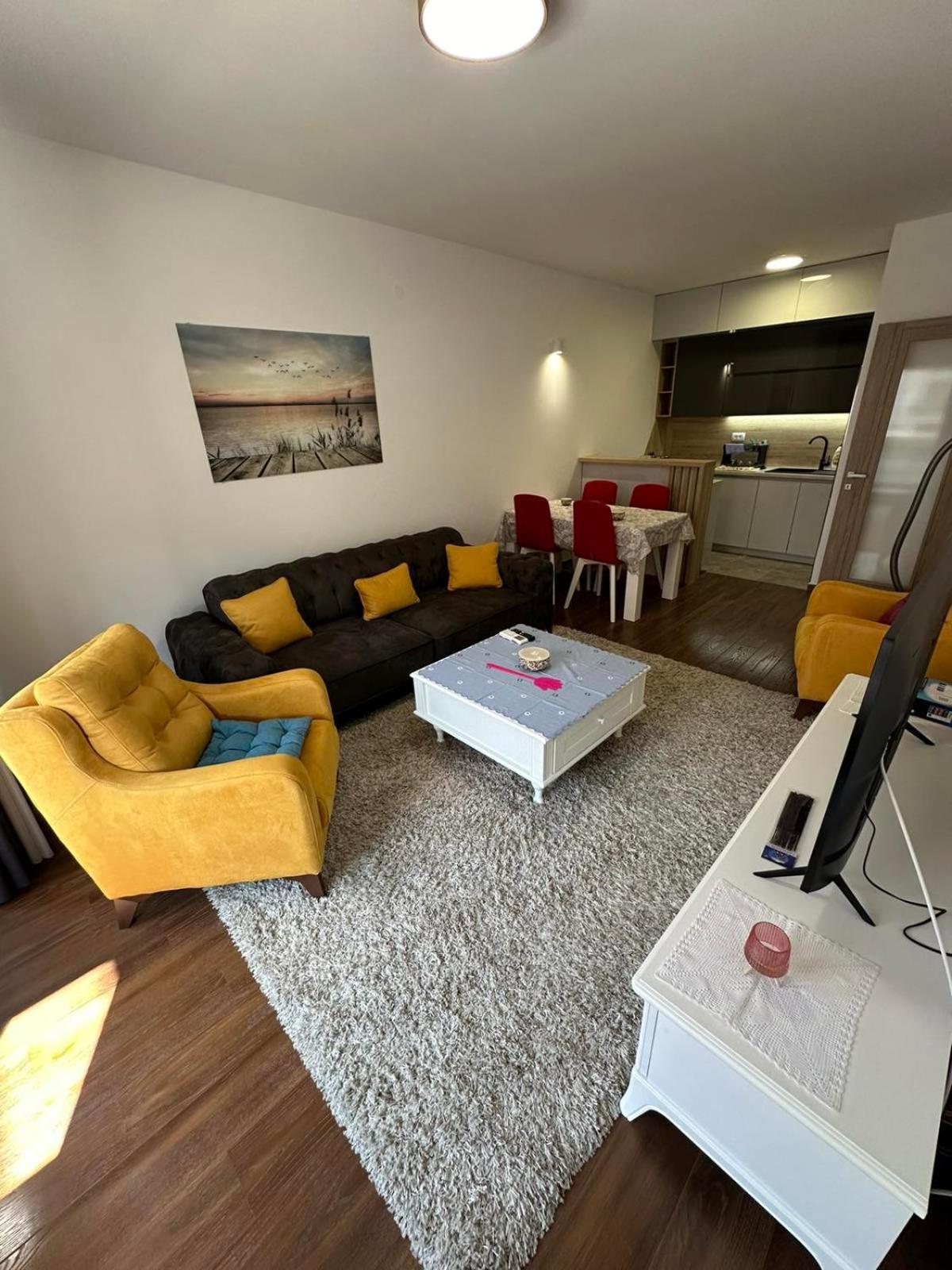Sunrise apartment