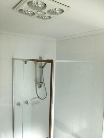 Breezes at Hayborough - Coastal beach house and pet friendly