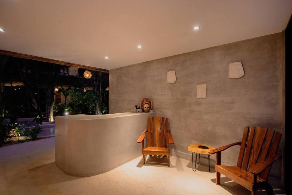 Heavenly Mayan Escape