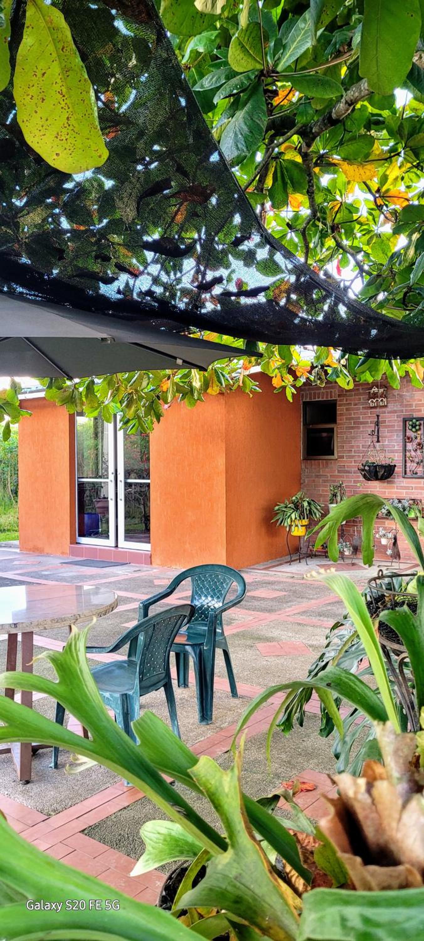 Habitación PRIVADA EN HERMOSA FINCA en el QUINDÍO con PISCINA