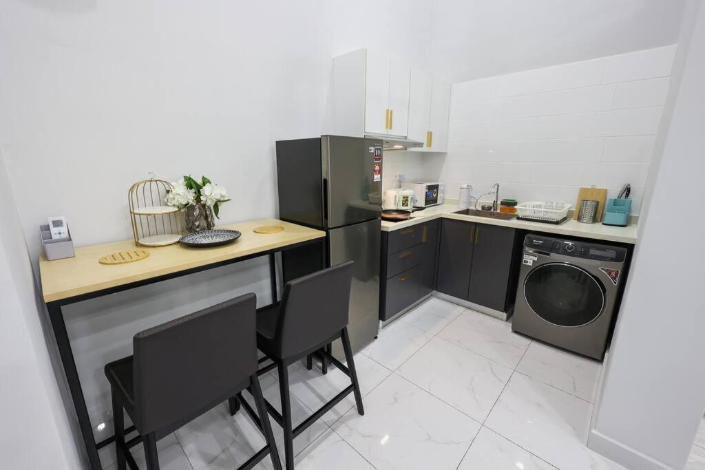 Arte Cheras Duplex 3BR Oasis MRT, Lotus, Shops