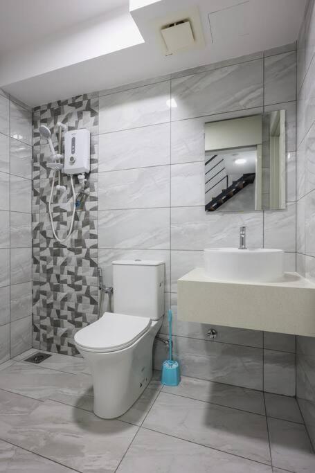 Arte Cheras Duplex 3BR Oasis MRT, Lotus, Shops