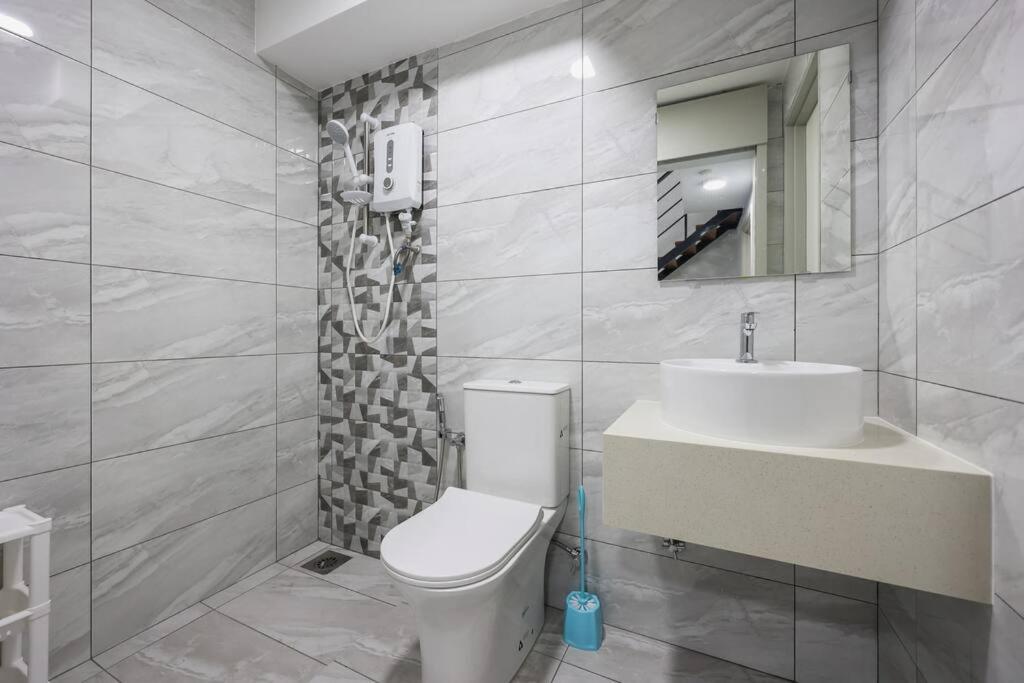 Arte Cheras Duplex 3BR Oasis MRT, Lotus, Shops