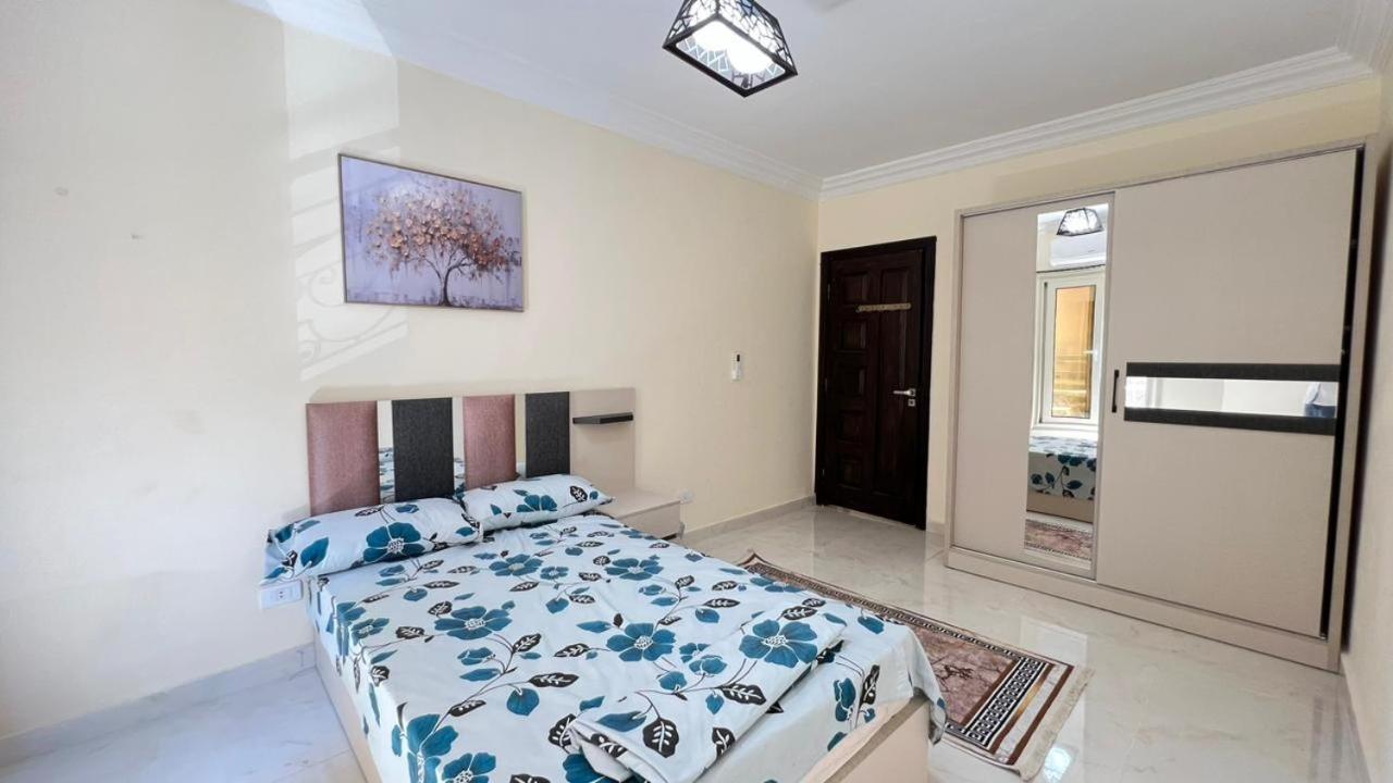 Alexandria Apartment Best Vacation Group Families or Elderly people only
