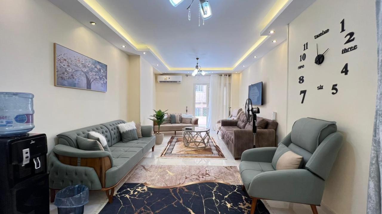 Alexandria Apartment Best Vacation Group Families or Elderly people only