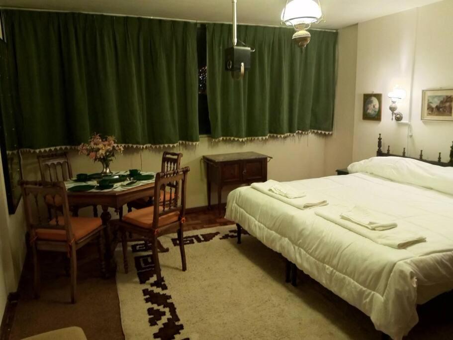 Big and fully equipped Classical Retreat