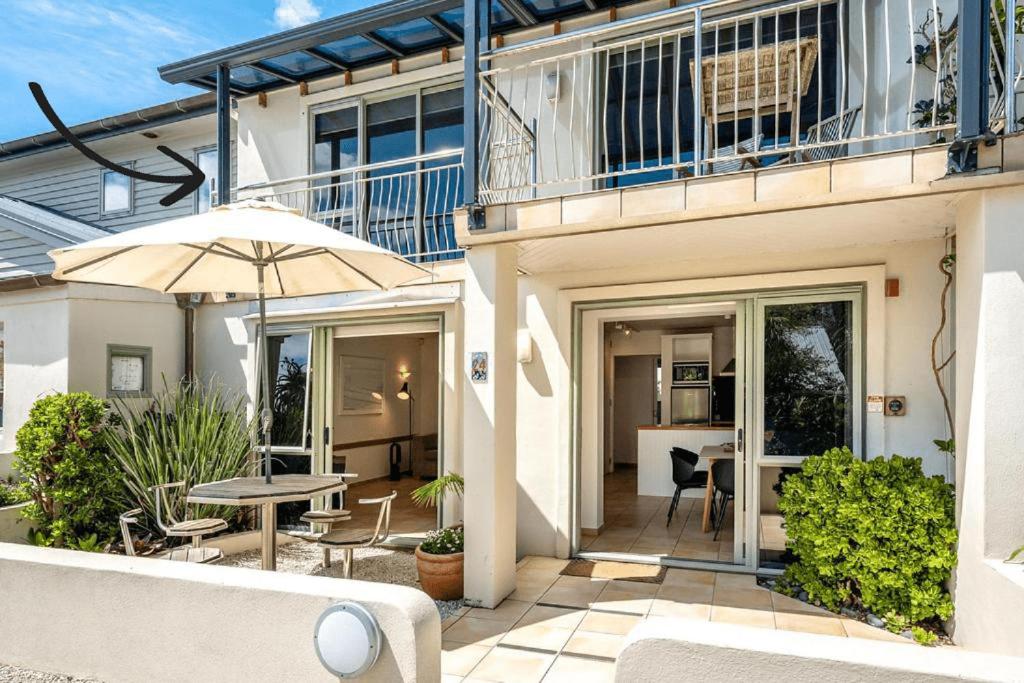 Beachfront on Waiheke