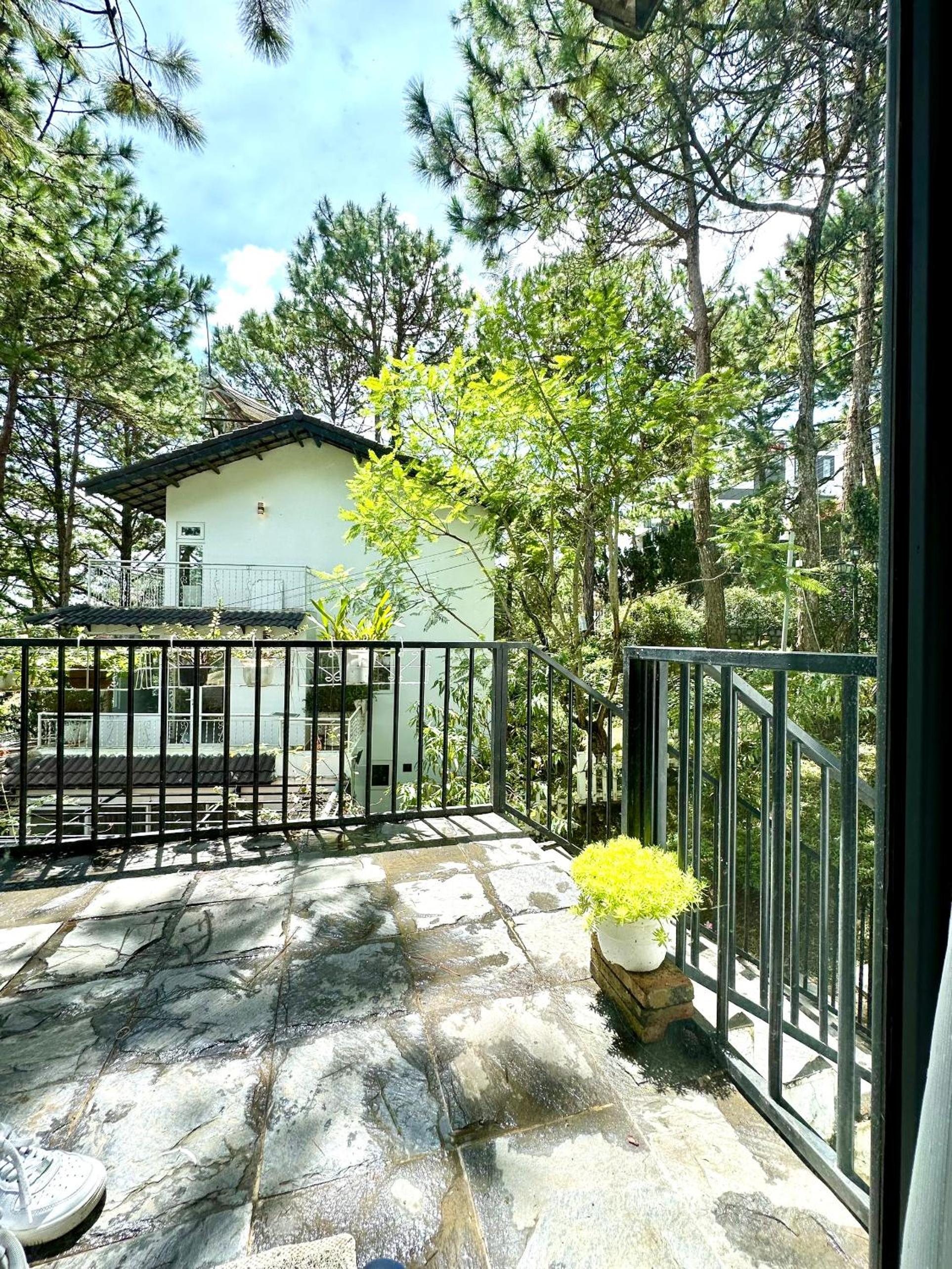 Bit by Bit Villa - Venuestay view 3