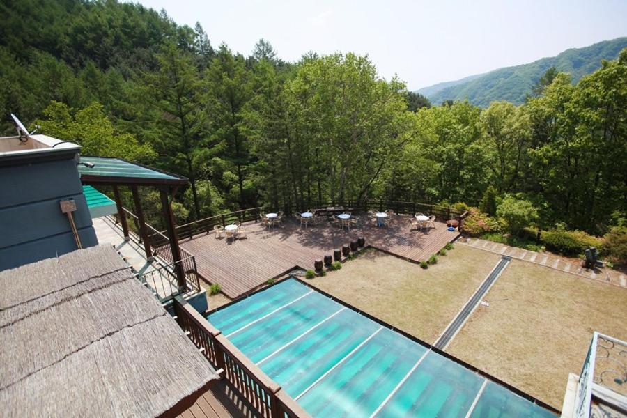 Gapyeong Edensia Byuljang Pension view 3