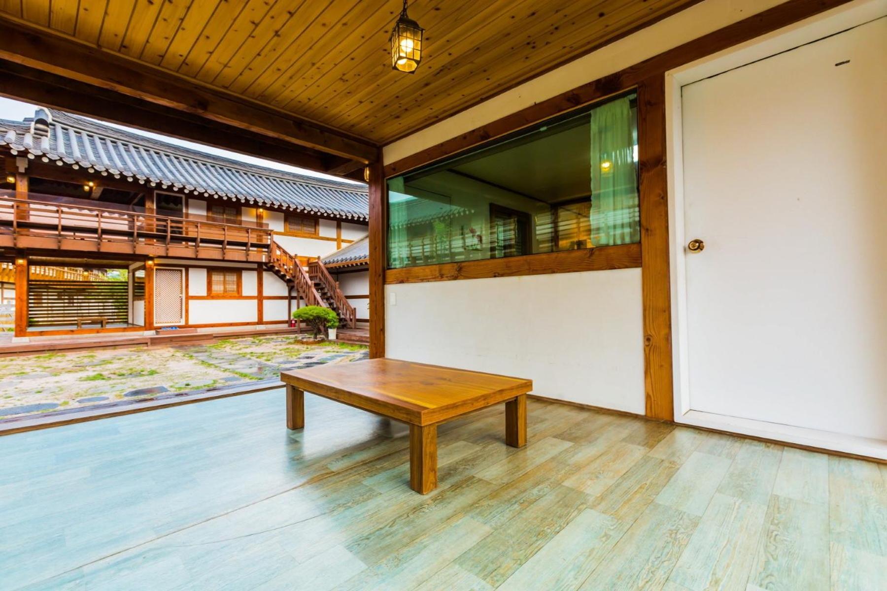 Gyeongju Seonamsan Hanok Stay