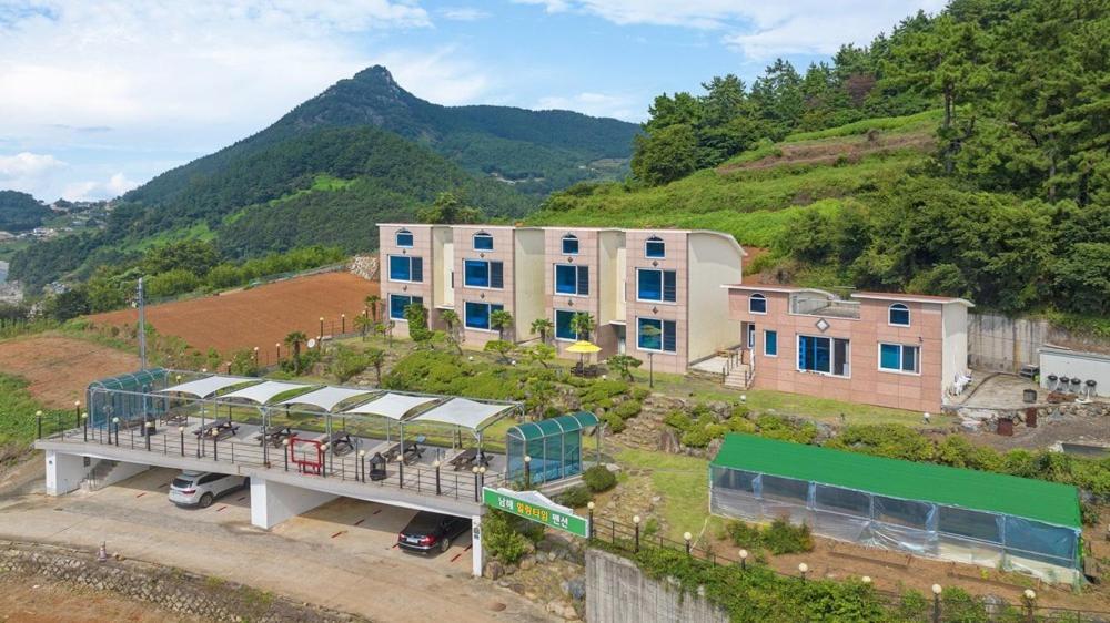 Namhae Healing Time Pension