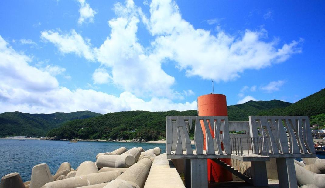 Namhae Pinky Marine Pension