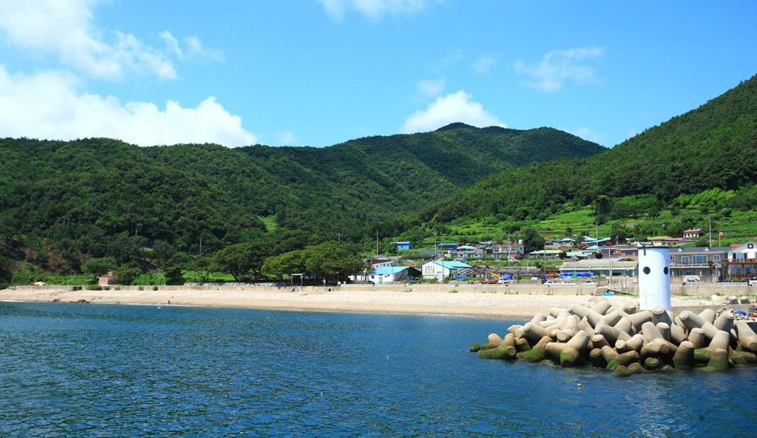 Namhae Pinky Marine Pension