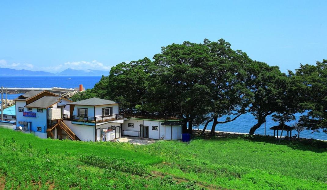 Namhae Pinky Marine Pension