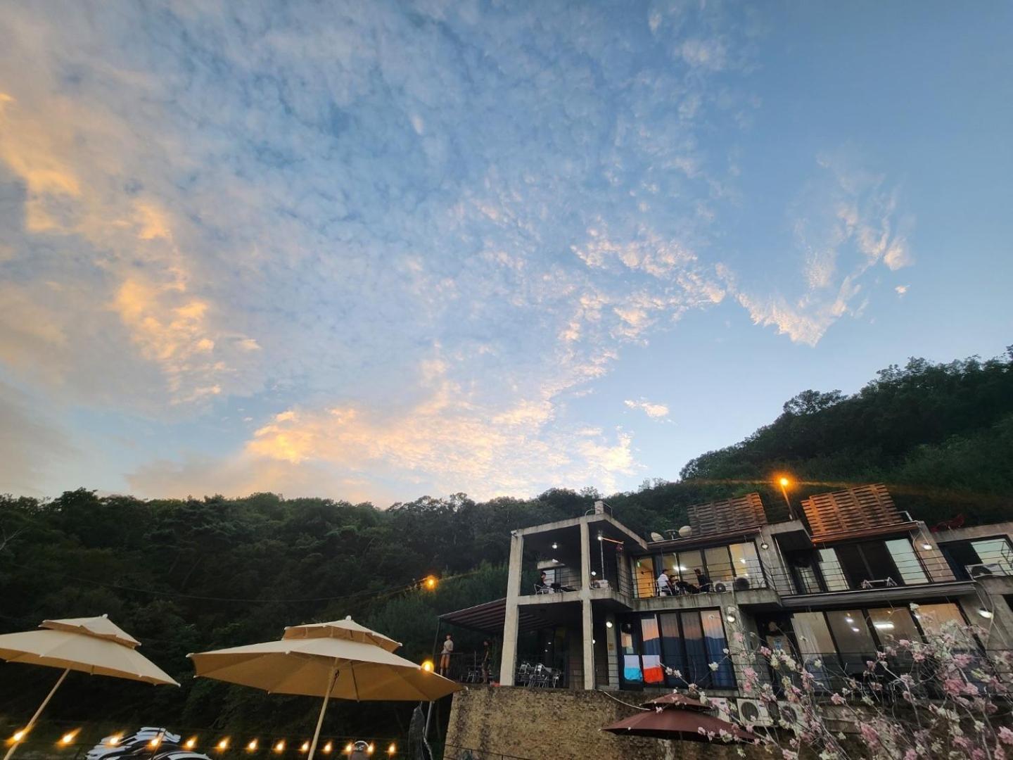 Yangju Gray Castle Pension view 2