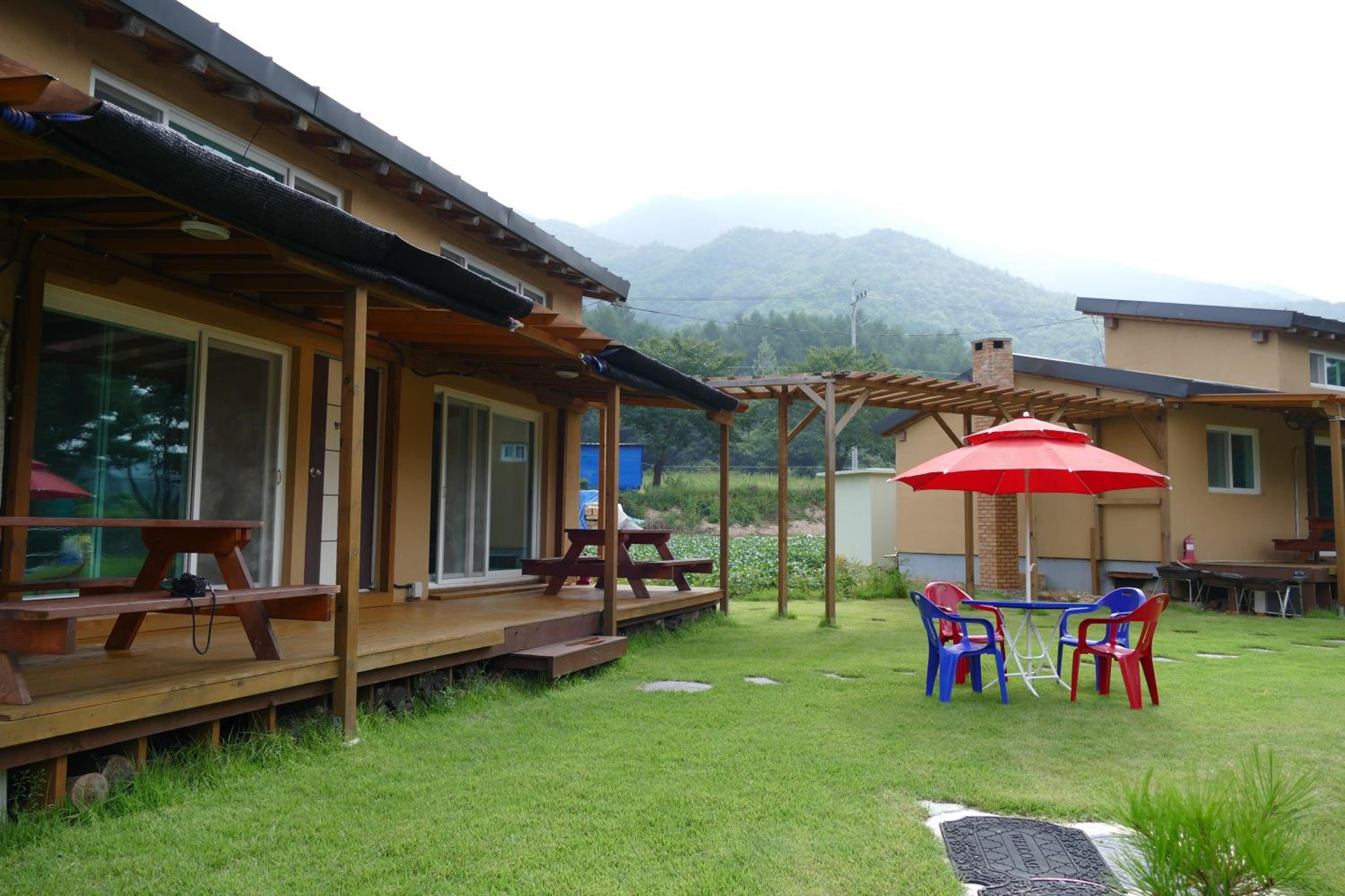 sangju yeoyurounhwangtojib pensyeon