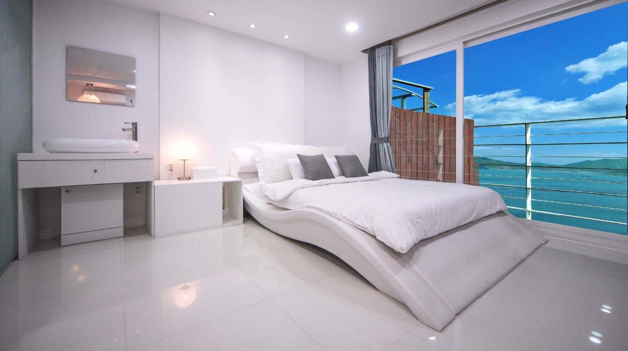Namhae Spa Hill Pension view 4