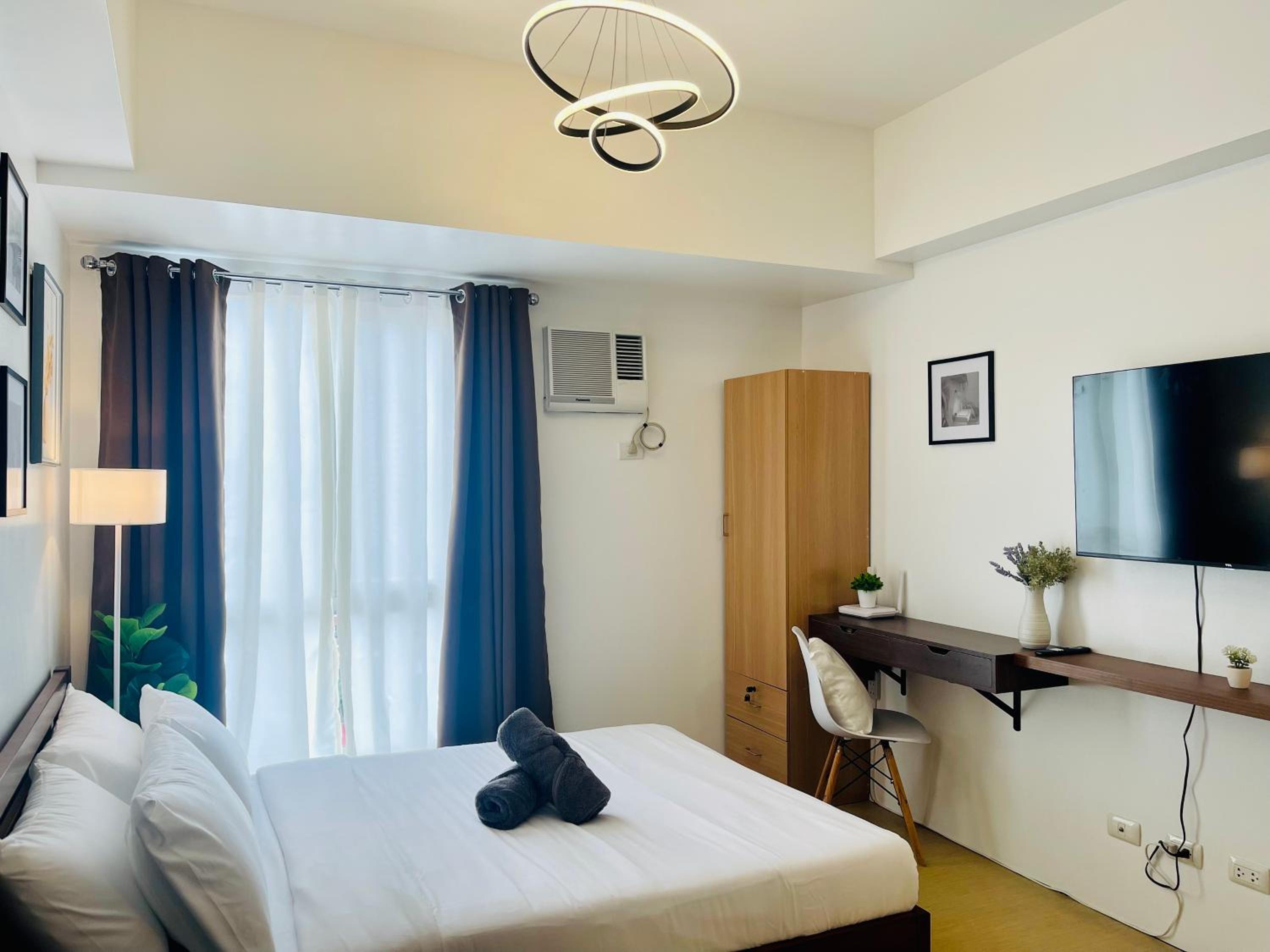 Peaceful Studio Unit at Centrio Tower beside Ayala Mall