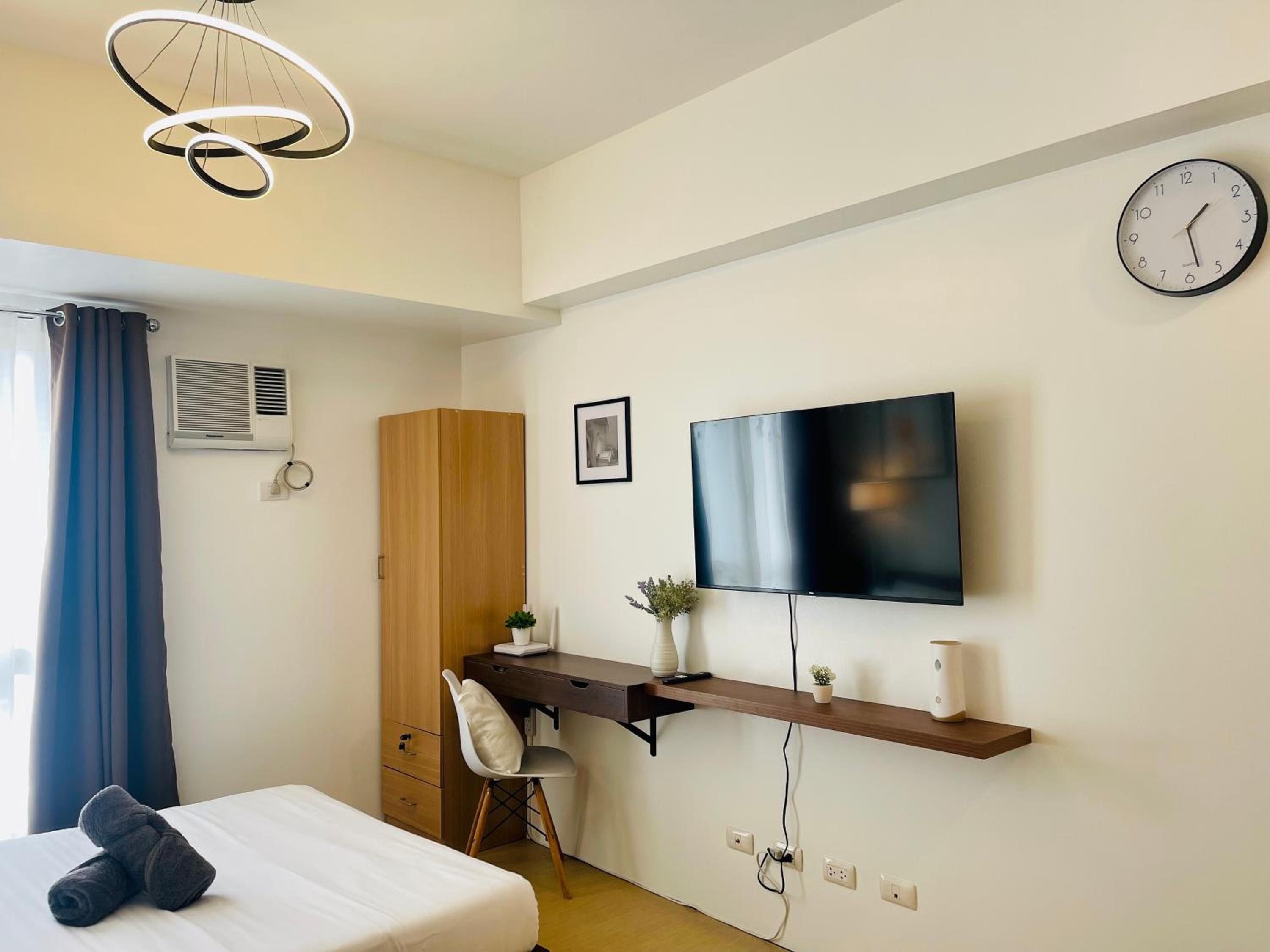 Peaceful Studio Unit at Centrio Tower beside Ayala Mall