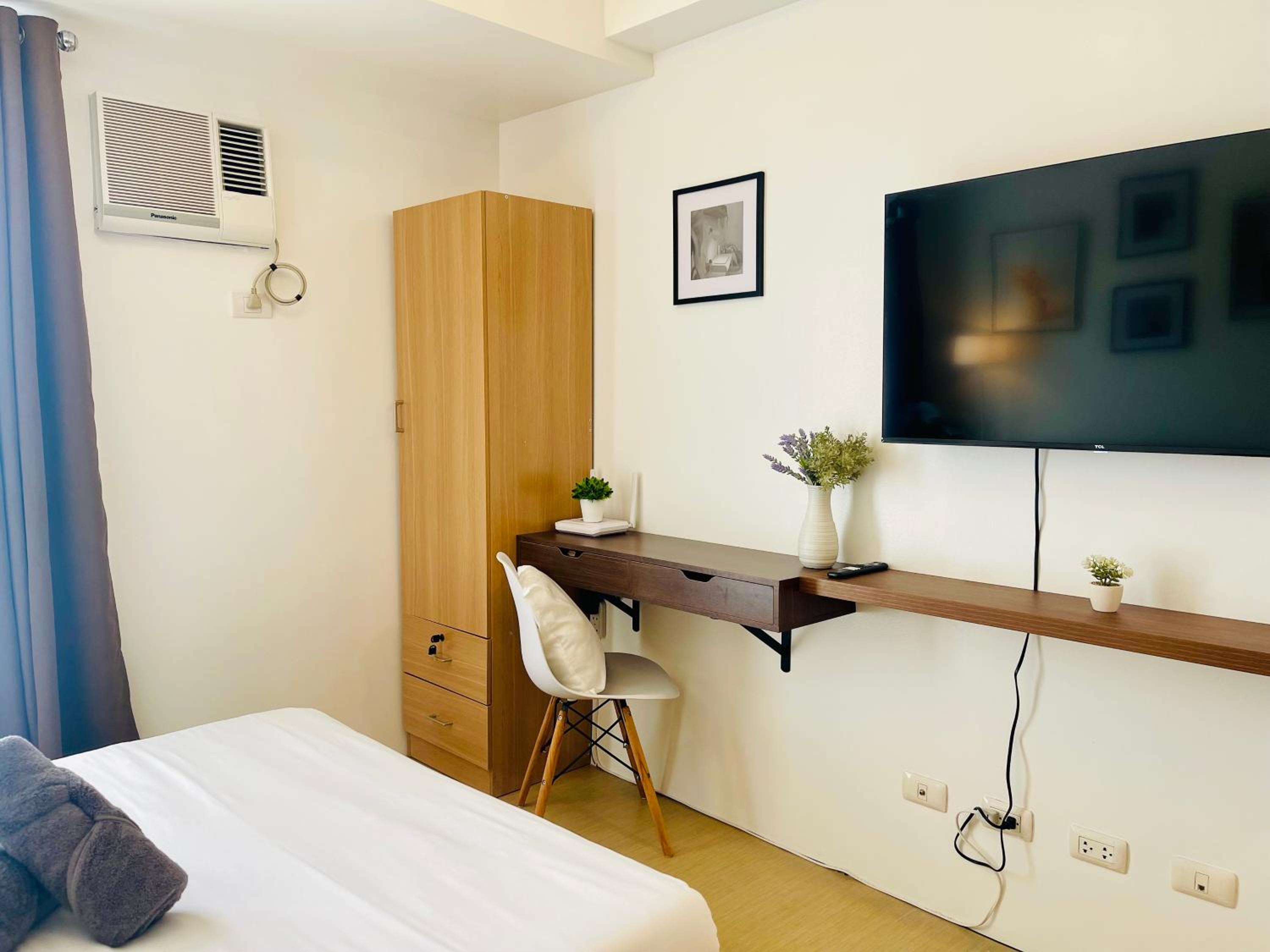 Peaceful Studio Unit at Centrio Tower beside Ayala Mall