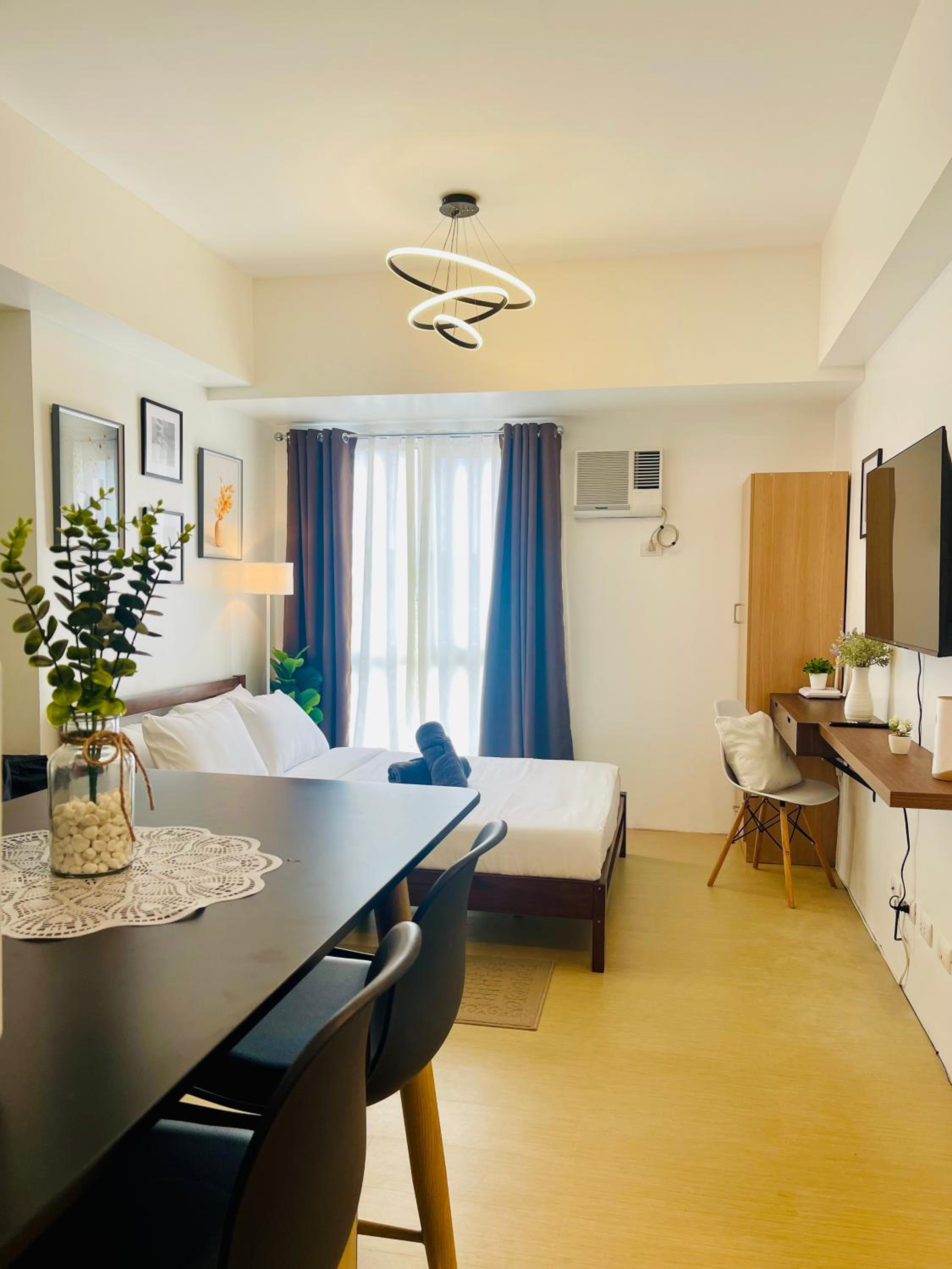 Peaceful Studio Unit at Centrio Tower beside Ayala Mall
