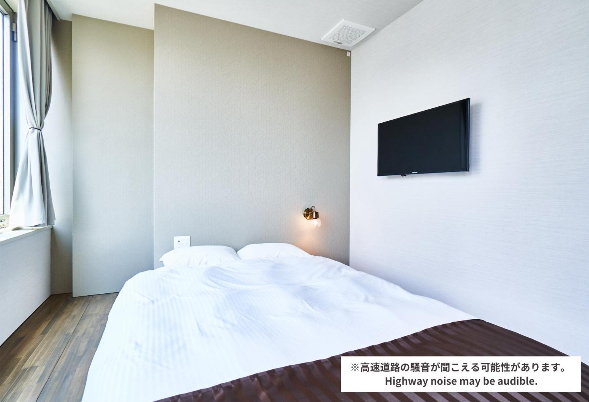 &AND HOSTEL HOMMACHI EAST