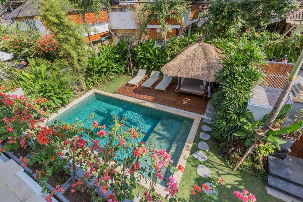 Brand NEW! Villa Casa Maladewa in Prime Canggu Location 300m from Beach view 4